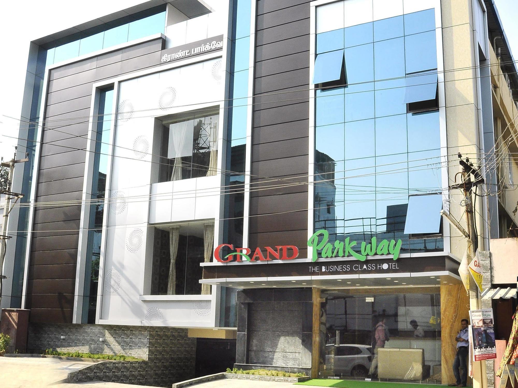 Hotel Grand Parkway Tambaram Exterior foto